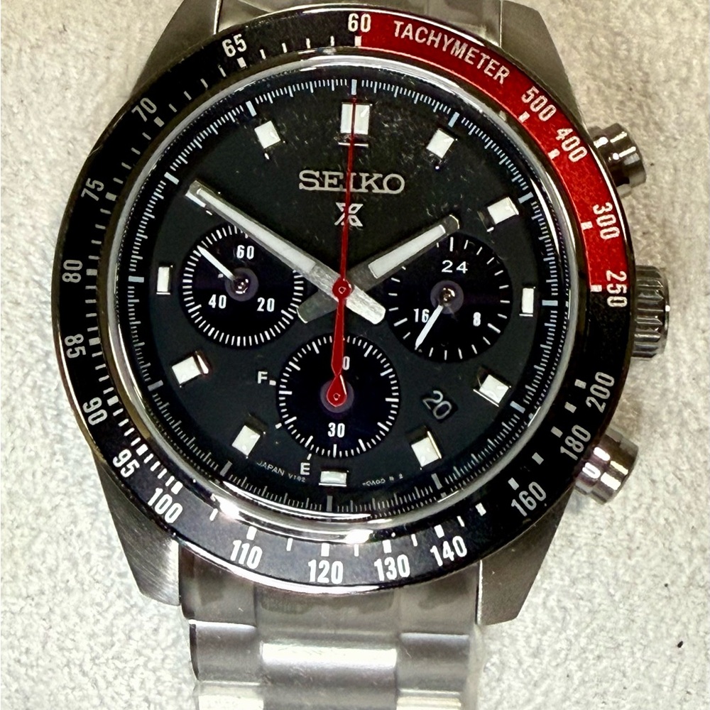 Seiko Prospex Chronograph Date Red/Black Classic Mens Watch